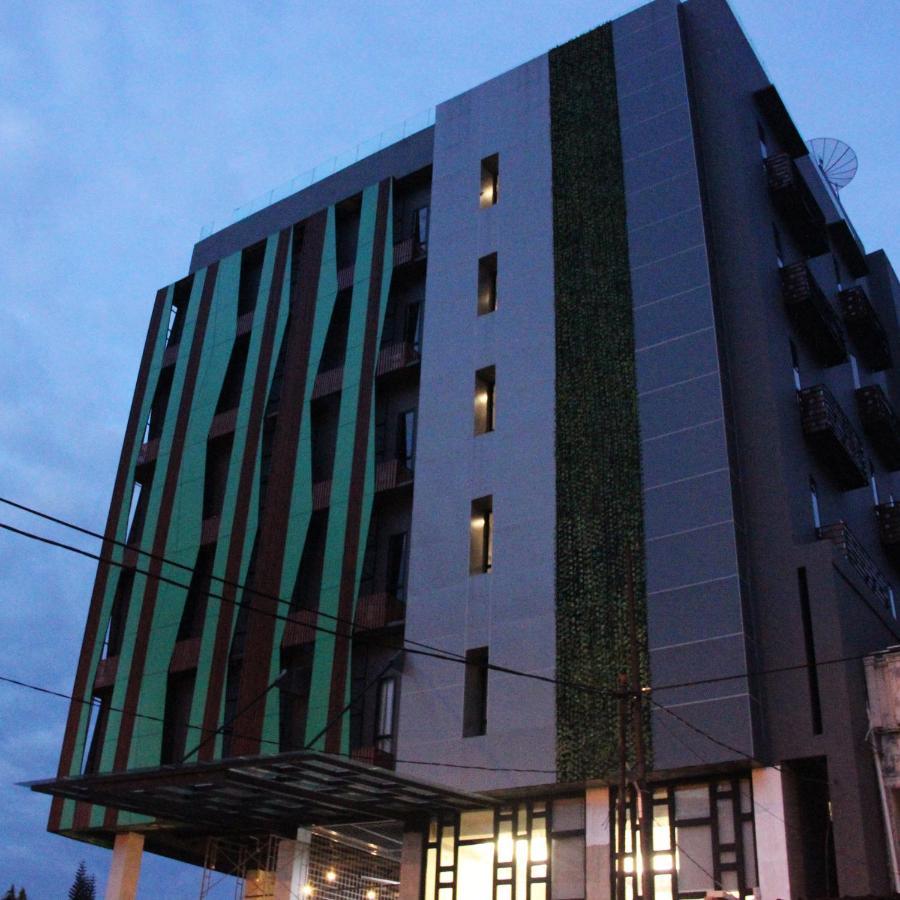De Paris Hotel Medan Zewnętrze zdjęcie