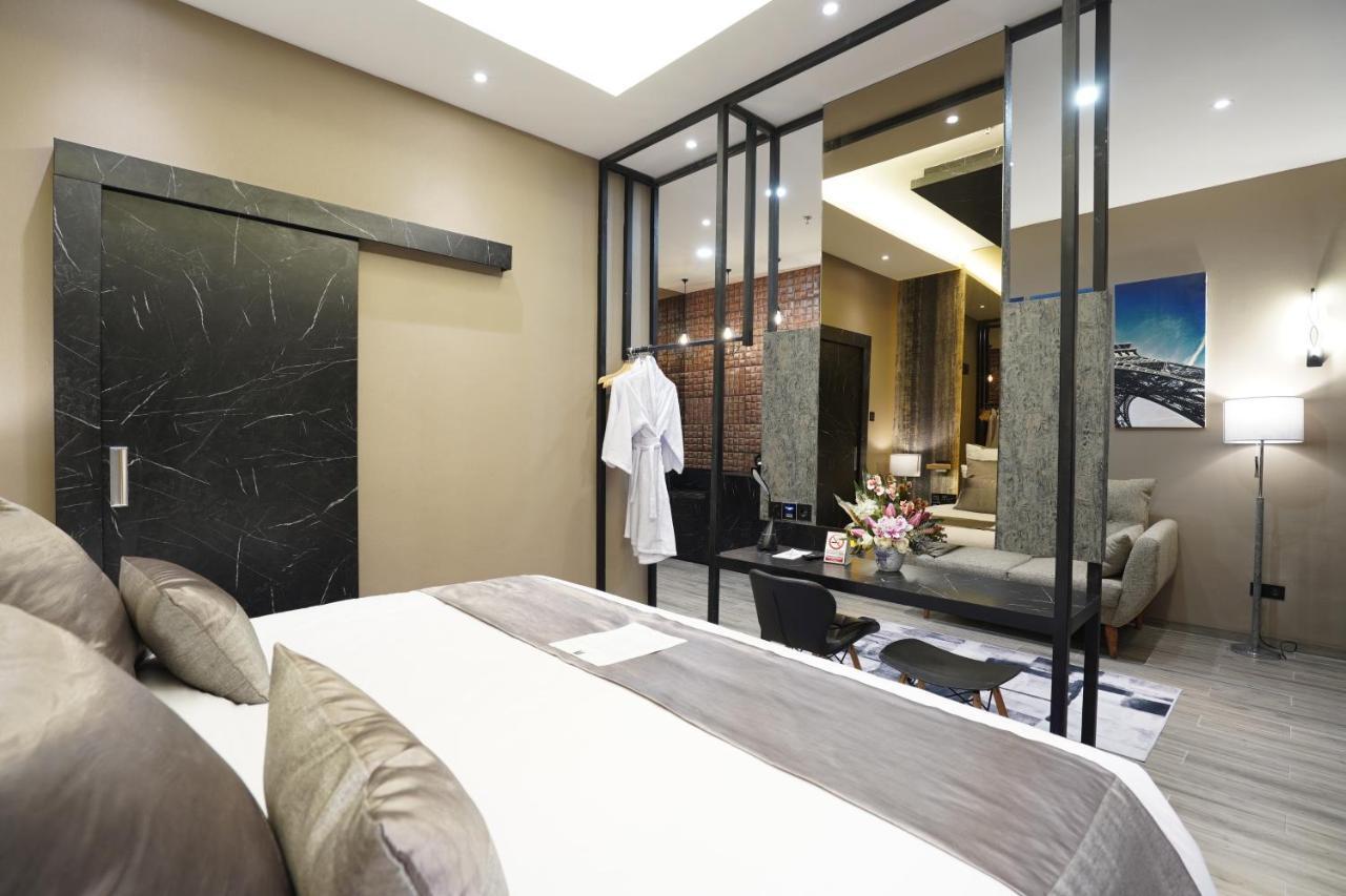 De Paris Hotel Medan Zewnętrze zdjęcie