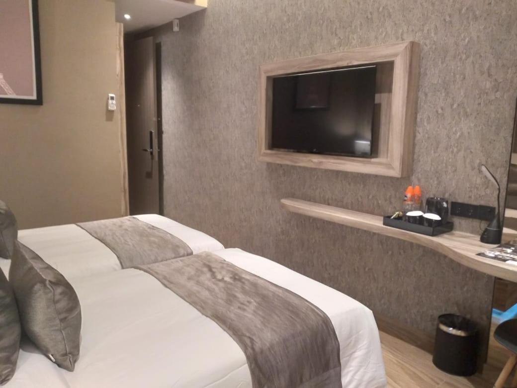 De Paris Hotel Medan Zewnętrze zdjęcie