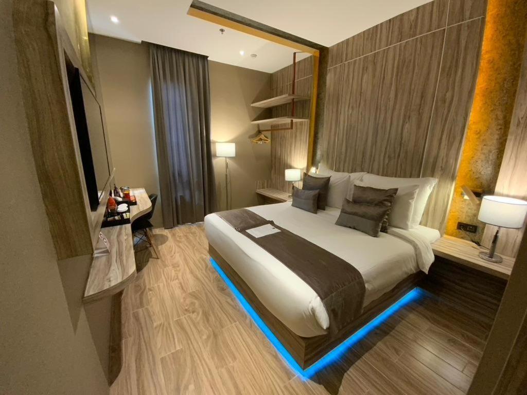 De Paris Hotel Medan Zewnętrze zdjęcie